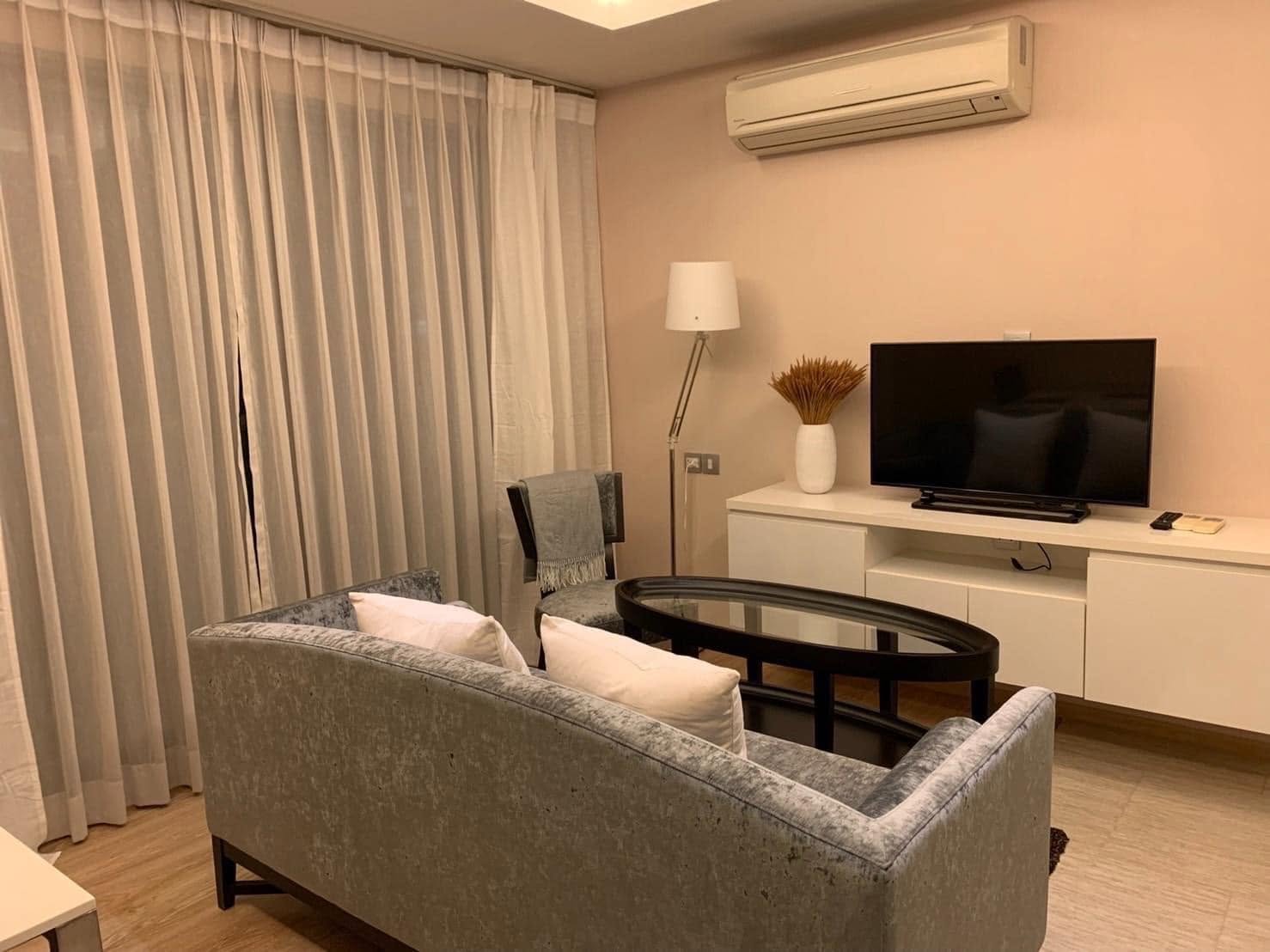 H Sukhumvit 43 Condo 