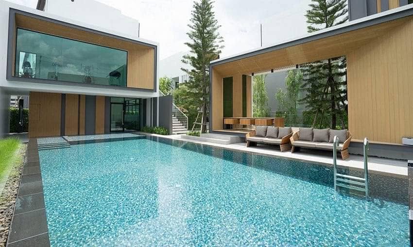 ให้เช่า หรือ ขาย ทาวน์โฮมใหม่ 3.5 ชั้น แปลงมุม เนอวานา ดีฟายน์ พระราม 9